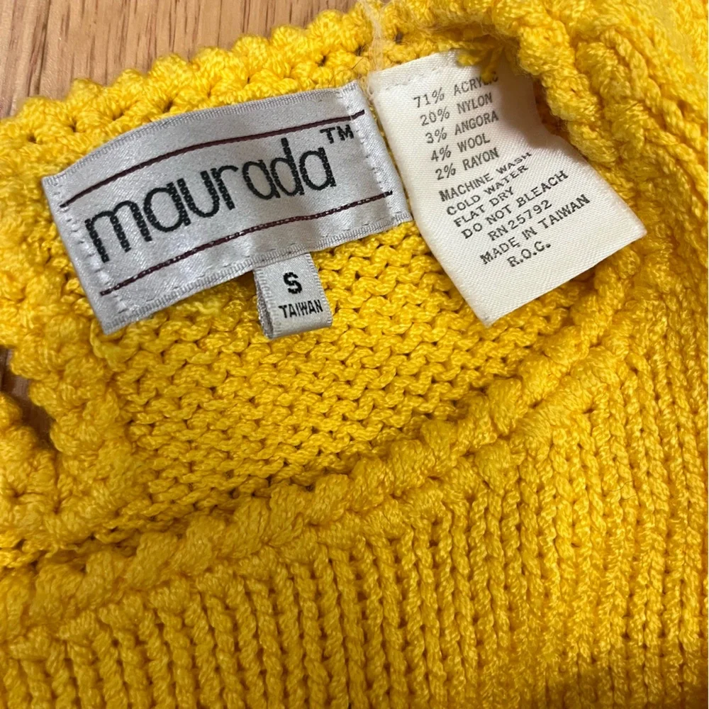 Vintage Maurada Pop Art Yellow Sweater - Picture 7 of 10